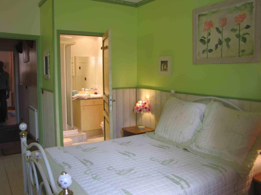 Chambres D'Hotes Les Pensees Douces Auxerre Room photo