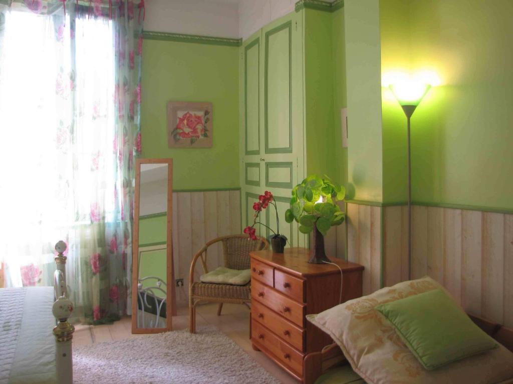 Chambres D'Hotes Les Pensees Douces Auxerre Room photo